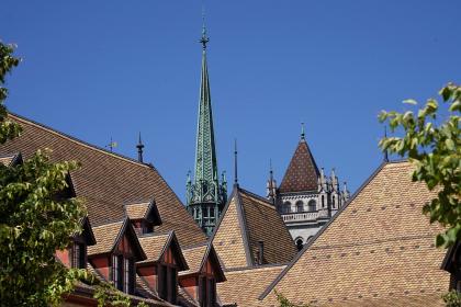 Vue du collège Calvin et de la Cathédrale Saint-Pierre