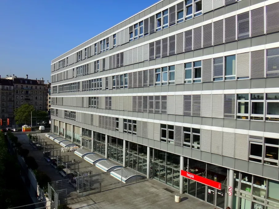 Photo aérienne du bâtiment de HEPIA