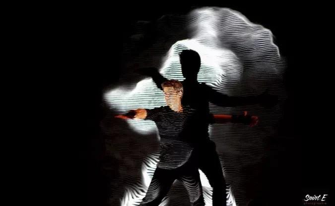 Illustration du dispositif gekipe alliant son et mouvement