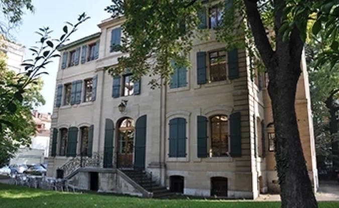 Photo du bâtiment A de la HETS