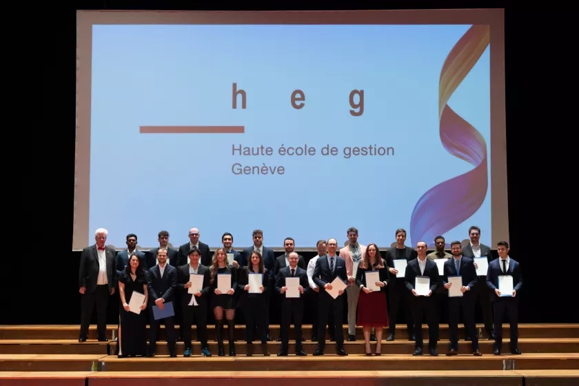 Ensemble des diplômé-es 2022 de la filière Informatique de gestion