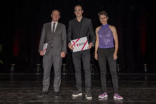 Prix BCGE - Meilleur travail de Bachelor en Finance - Victor Hüni victor_huni_prix_bcge