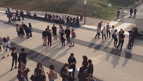  étudiants