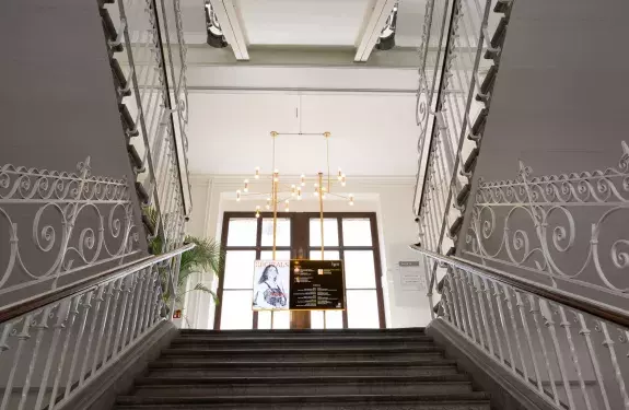 Cage d'escalier bâtiment Dufour
