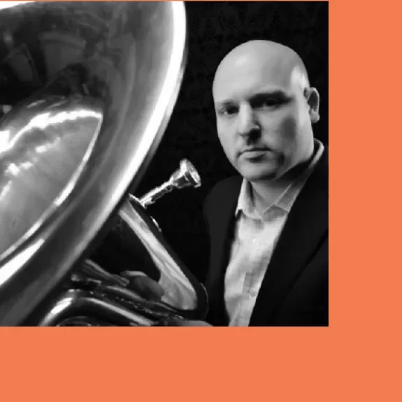 Vignette Aaron Tindall