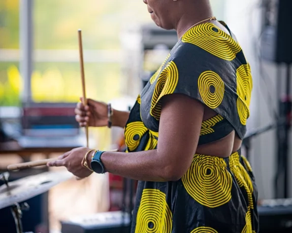 Image d'une musicienne afro-cubaine
