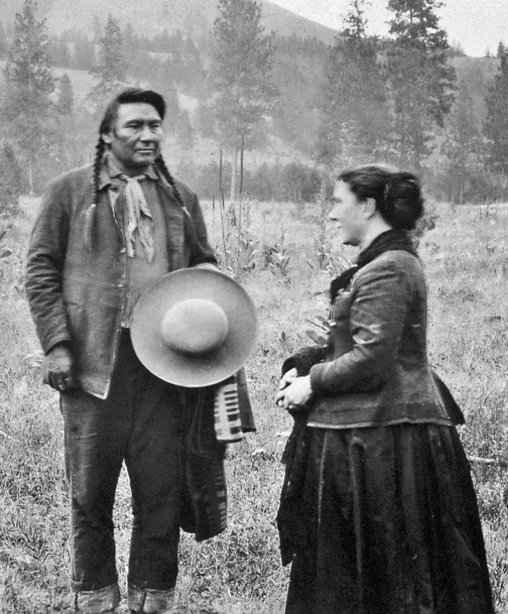 Joseph, chef des Indiens Nez-Percés, rencontre l'ethnologue américaine Alice Cunningham Fletcher en 1899 dans l'Idaho