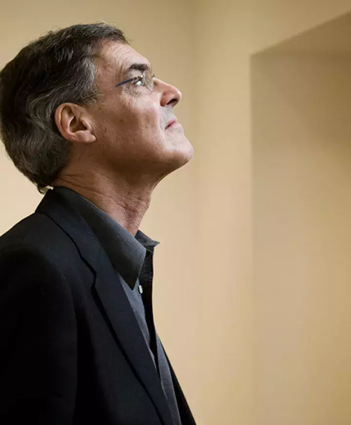 Roger Vignoles 
