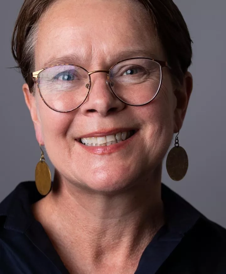 Portrait de l'ethnomusicologue Rachel Harris