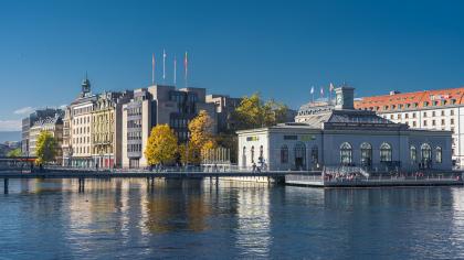 Vue du pont de la Machine de Genève