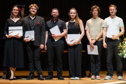 Photo montrant les lauréat-e-s du Concours Mélodies 2025