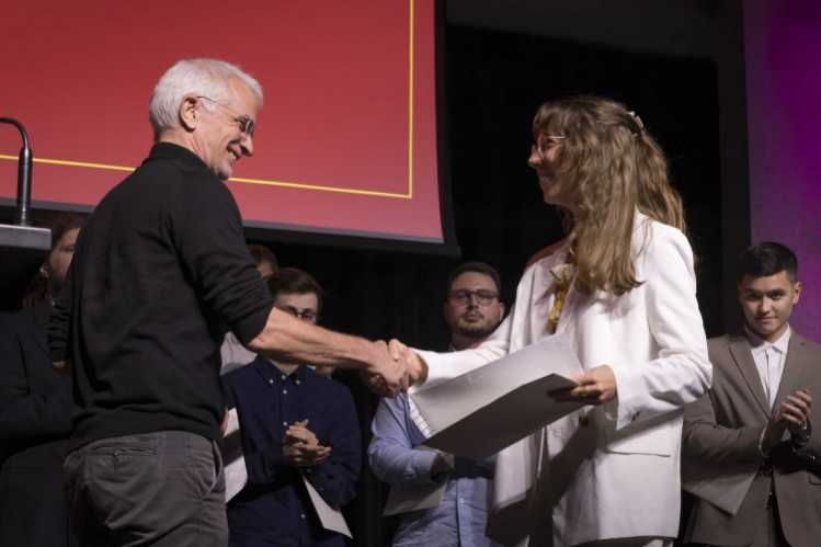 Diplômes et prix Bachelor Microtechniques HEPIA