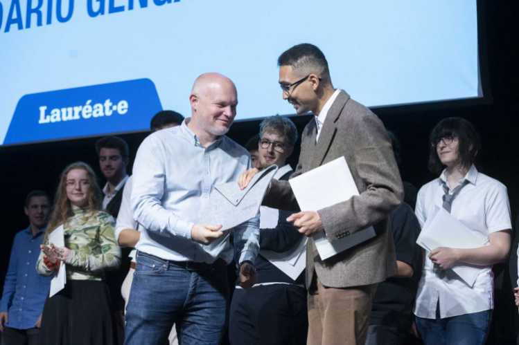 Diplômes et prix Bachelor Informatique et systèmes de communication HEPIA