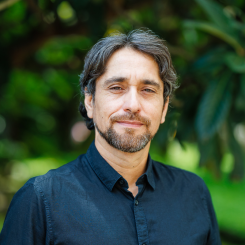 Eduardo Guichard